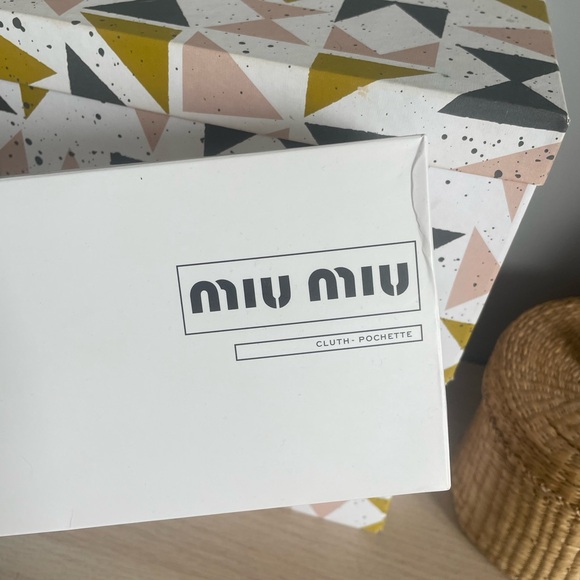 SOLD MIU MIU AUTHENTIC POUCH - Picture 5 of 9